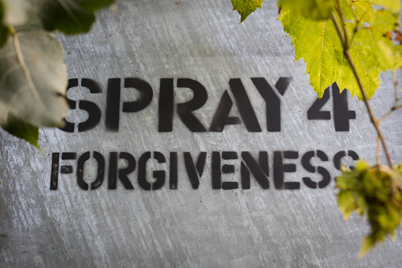 Graffiti: spray 4 forgiveness