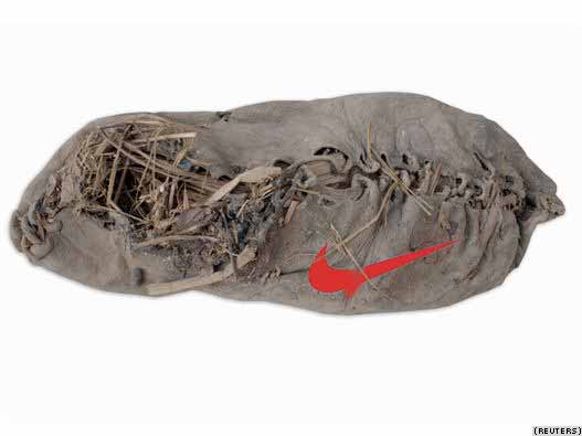 World''s Oldest Shoe Discovered in Armenian Cave