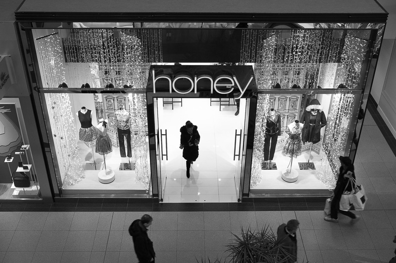 Honey - storefront in CF Eaton Centre, Toronto